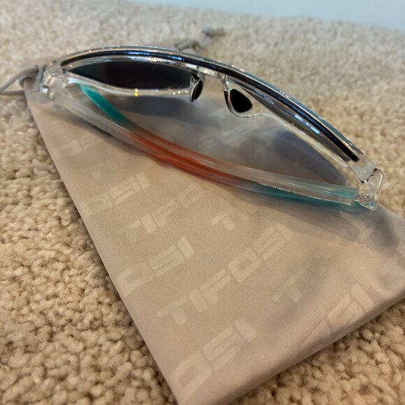 NWOT Tifosi Sizzle Avant Clear Frame - Smoke Tint with Blue Mirror Sunglasses main image 8